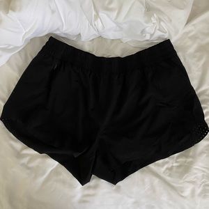 Athleta hustle shorts
